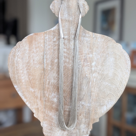 Vintage Navajo Sterling Silver 50 Strands Liquid Long Necklace. - Picture 4 of 7